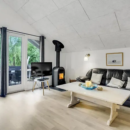 Dom wakacyjny Two-bedroom In *