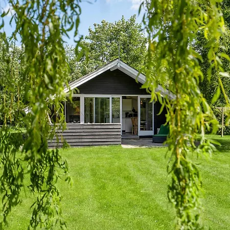 Two-bedroom In Hemmet